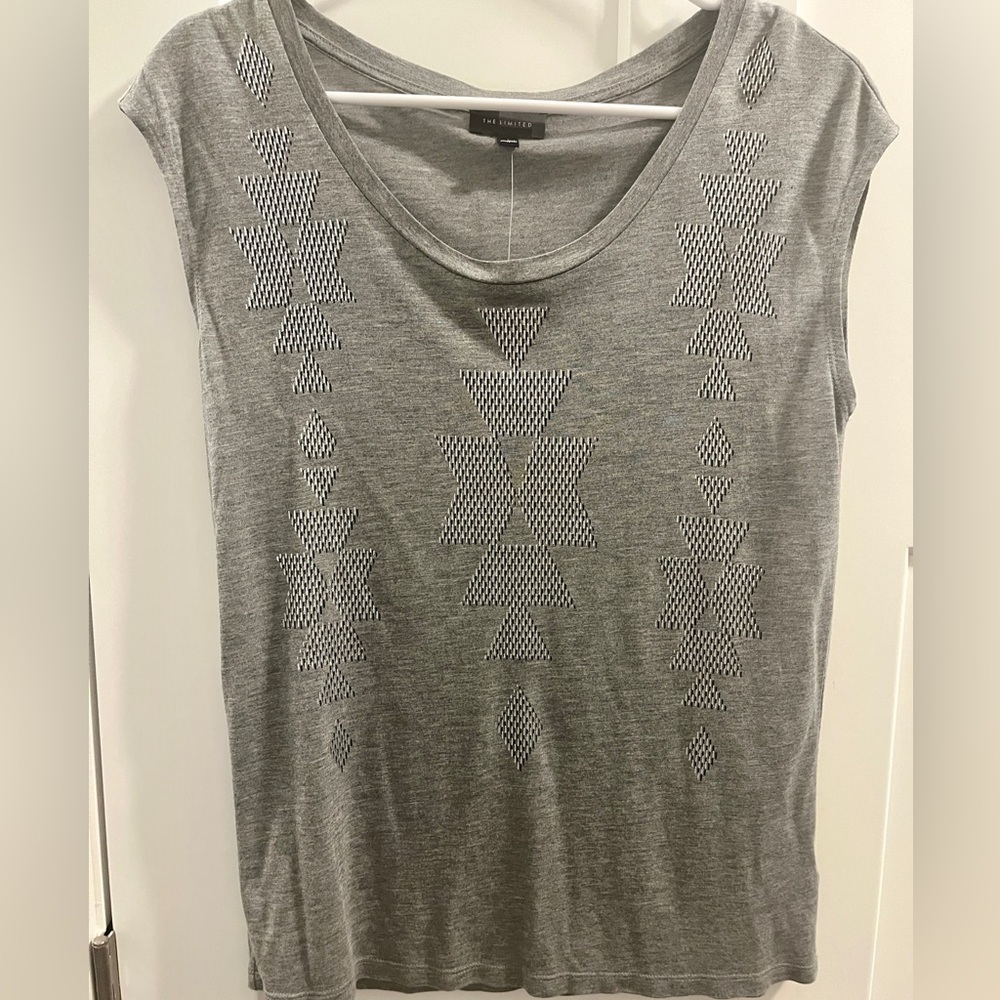 The Limited Gray Fitted Muscle Tee